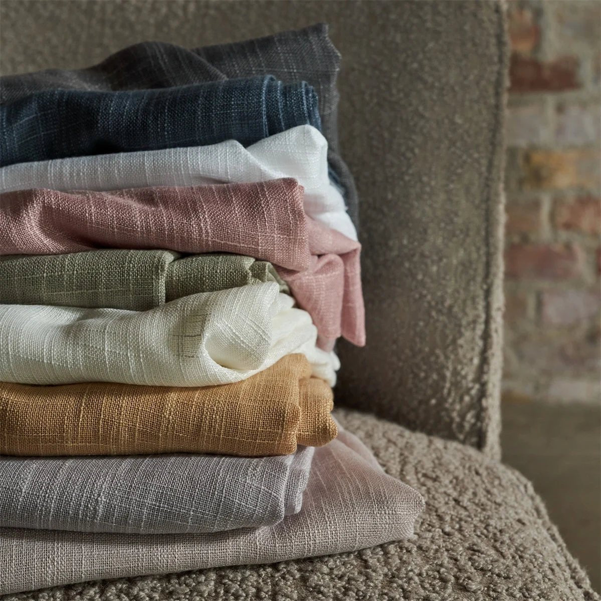 Bruce multilängder 250 optisk vit. 2x140x250cm - Nordiska Hemtextil