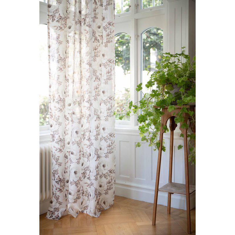 CORNELIA OFFWHITE/09 Multibandslängder
2X135X250 CM
239,00 kr