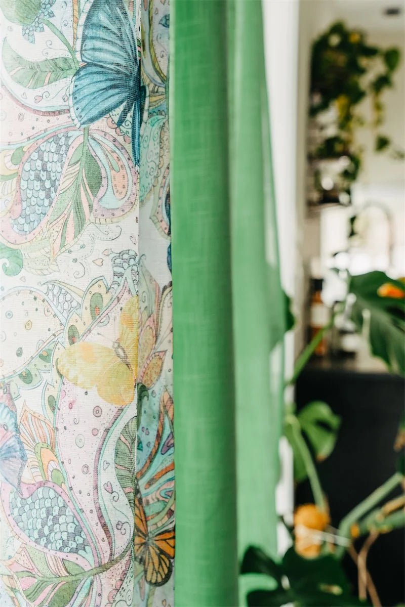 Fjärilar multilängder multi. 2x140x240cm - Nordiska Hemtextil