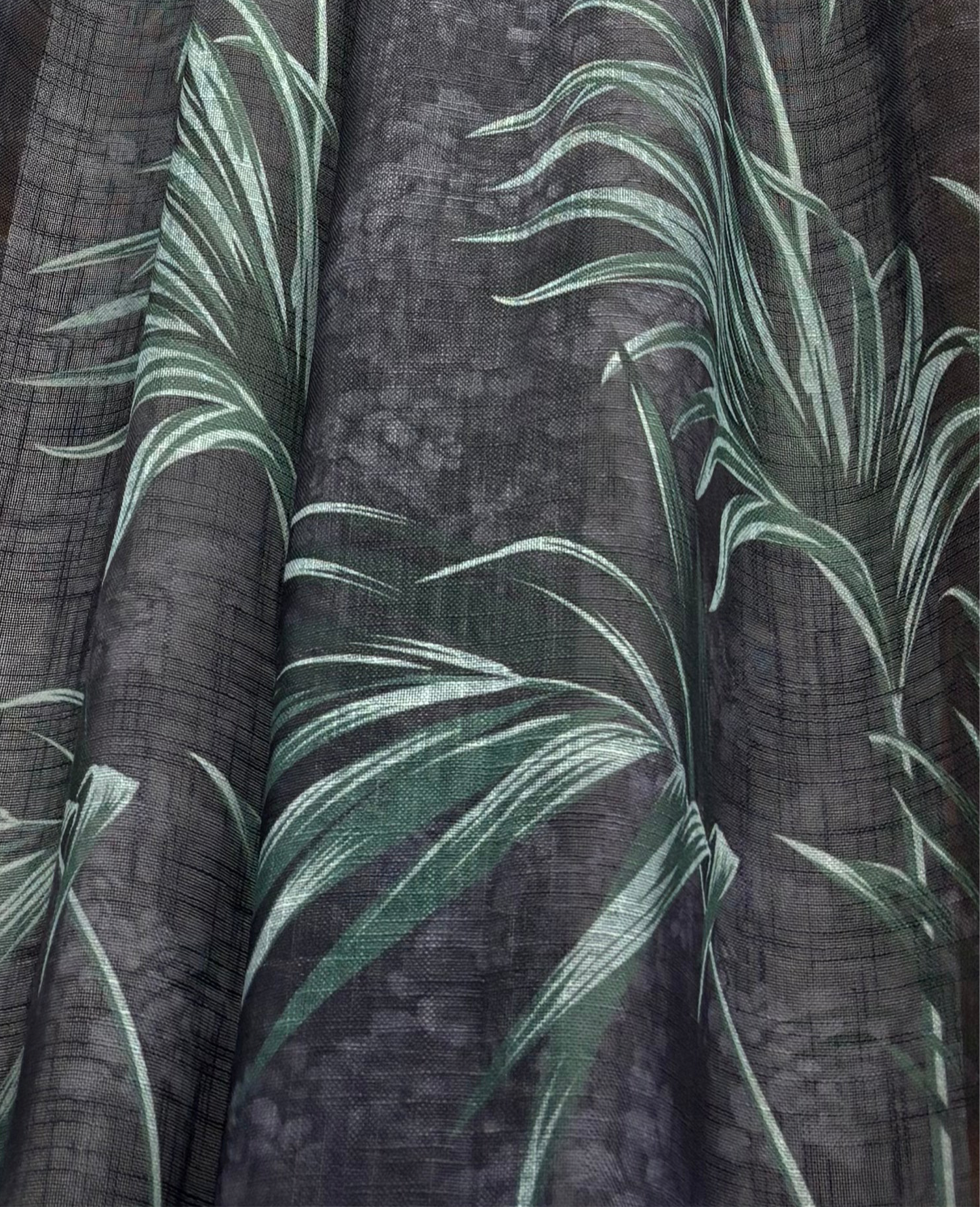 Tropical multi-length green. 2x140x240cm